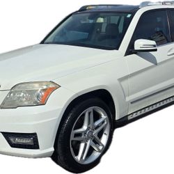 FOR SALE: 2011 Mercedes-Benz GLK 250 🚗 