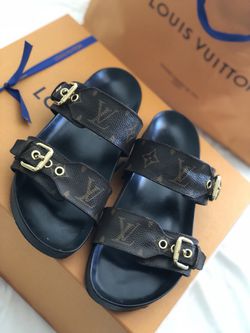 Louis Vuitton Sandals/ Bom Día Flat Mule for Sale in Perris, CA - OfferUp