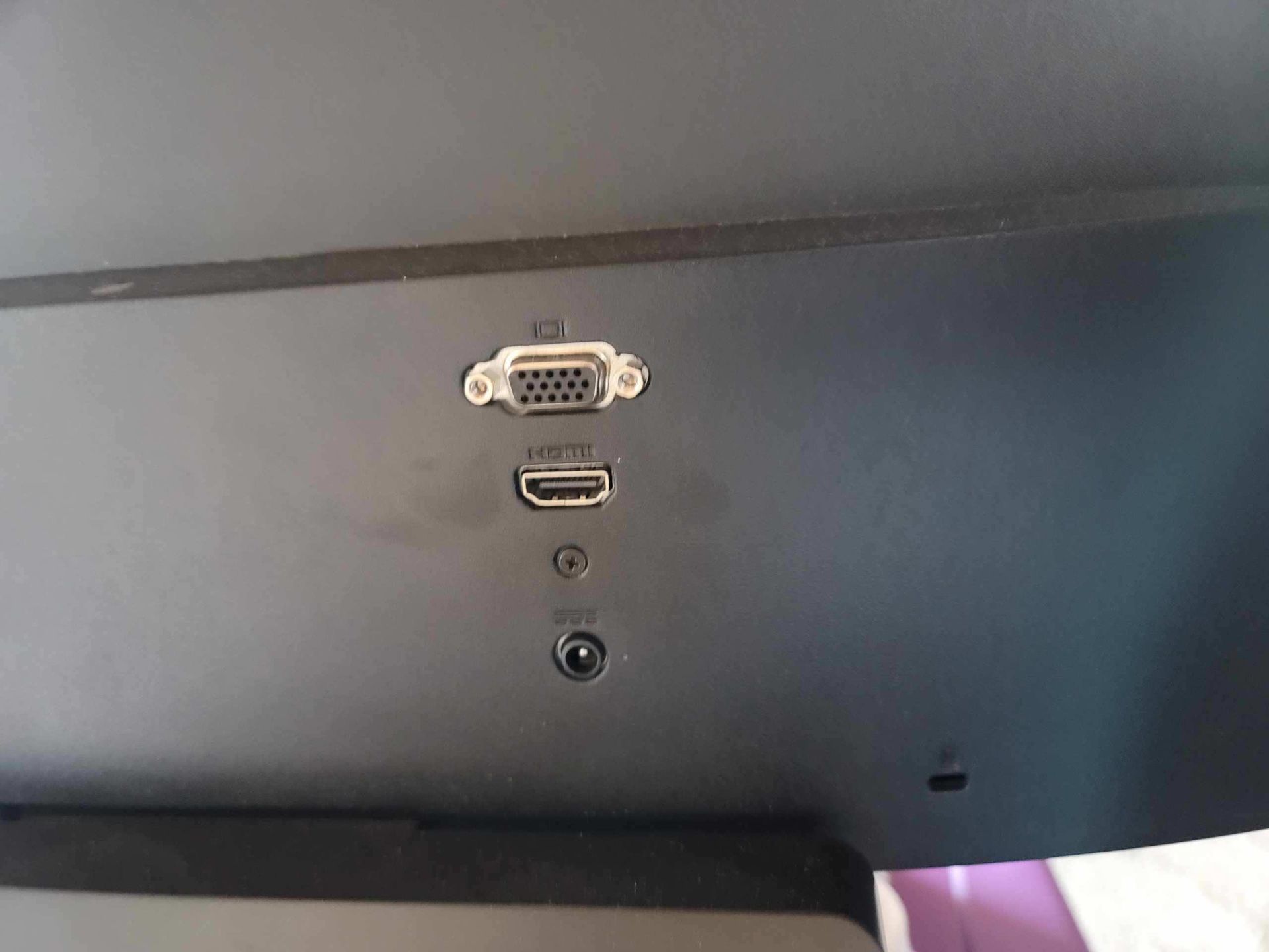 Monitor 20” Screen