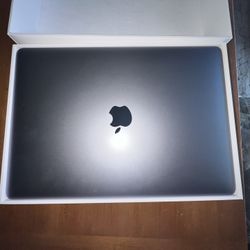 Brand New Apple MacBook Air 13in (256GB SSD, M1, 8GB) Laptop - Space Gray 