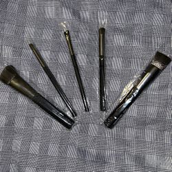 Laruce Set Of 5 Makeup Brushes 