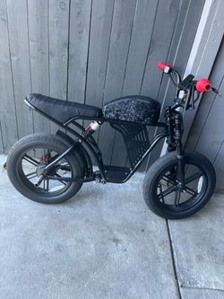 good condition E bike negotiable price is 300 today. Hurry up and hit me up for it. It’s only 300 for today.