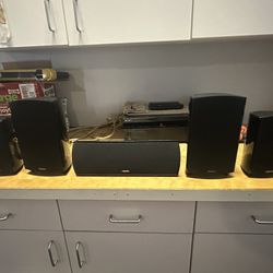 Definitive Technology, Pro Monitor, 1000 & 800 Speakers 