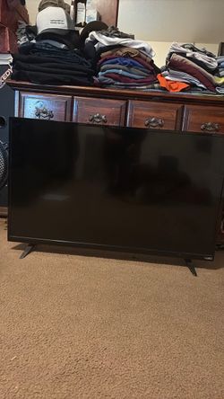 Vizio 39” TV- Works Great