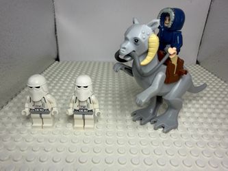 LEGO Han Solo Minifig& Tauntaun 7749 Star Wars Hoth Echo Base And Two Snow Troop