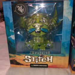 Disney x MindStyle Stitch Experiment 626 Project Artist Series 2 designed by Mad Barbarians.