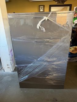 Grey Dresser