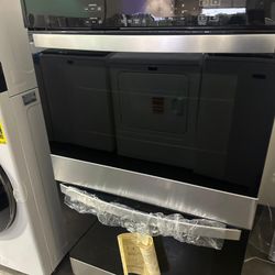 Whirlpool Double Electric Wall Oven