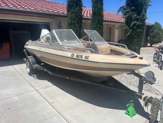 1982 Glastron SSV 151 Boat W/ Suzuki DT115 Oil Injection motor!