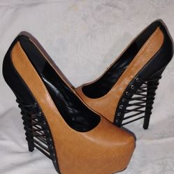 Women's Size 11 High heel Platforms