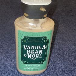 New Bath & Body Works Vanilla Bean Noel  LOTION Full Size