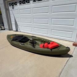 Kayak - single + fishing attachment