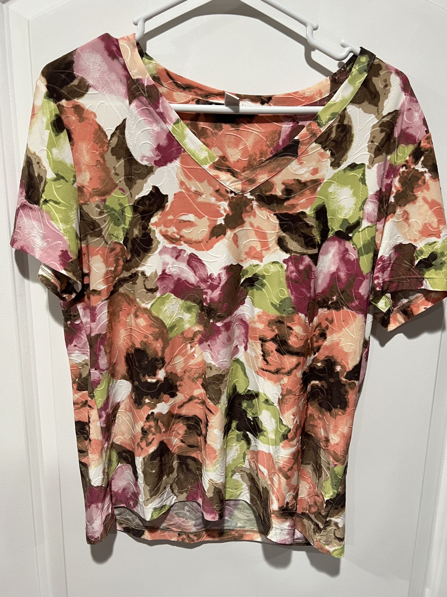 JM Collection L Women's Top Fancy V neck Short sleeve Floral Print