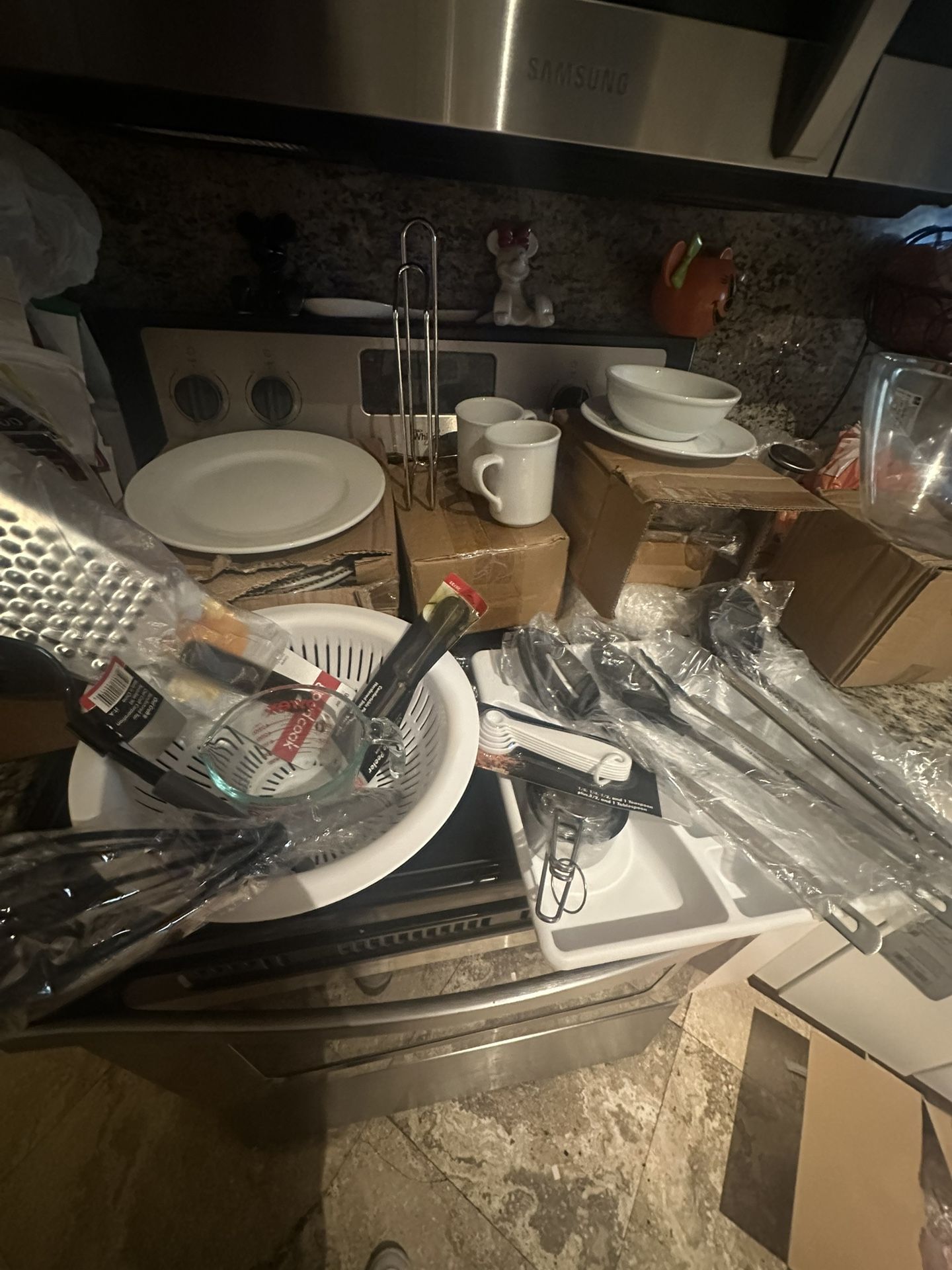 NEW in box kitchen set