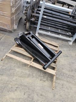 HYDRAULIC SCISSOR HOIST DIFERENT CAPACITY, AXEL,TIRES AND ACCESSORIES PARTS,FOR ANY QUESTION TEXT ME PLEASE SE HABLA ESPAÑOL