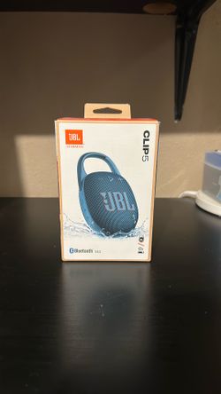 JBL Clip 5 portable speaker