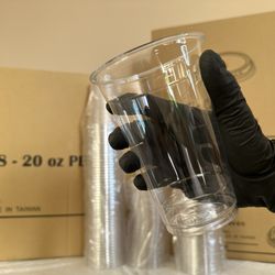 20oz plastic cup and lids