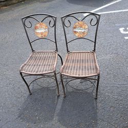 2 Fish  Chairs