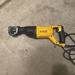 Dewalt Saw