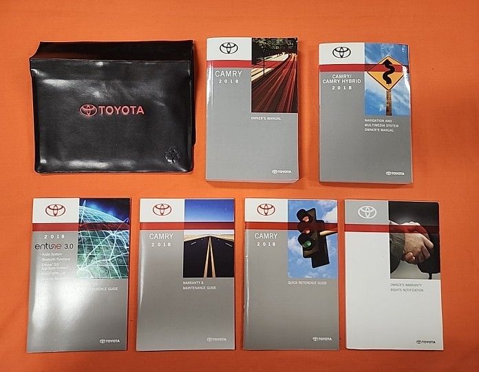 2018 Toyota Camry Owners Manual - Complete Set