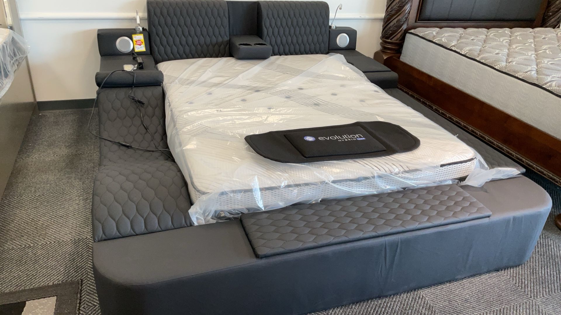 Queen Massage Bed Also Comes In King Was $2000