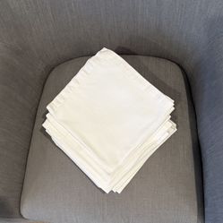 Eight (8) White Williams-Sonoma Cotton Hotel Napkins (19”x18”)