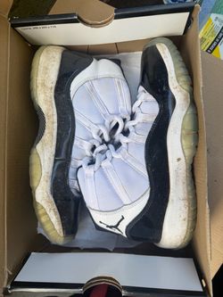 Kids size Jordan 11s 5.5