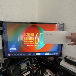 Insignia Fire TV HD (32 In) 