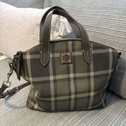 Dooney & Bourke