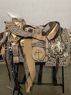 Montura bordada hecha en mexico 🇲🇽