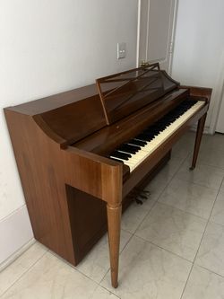 Acrosonic Piano 