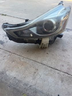 2015 to 2017 TOYOTA PRIUS V LEFT SIDE LED HEADLIGHT LAMP OEM