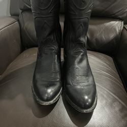 Tecovas Black Me Boots 