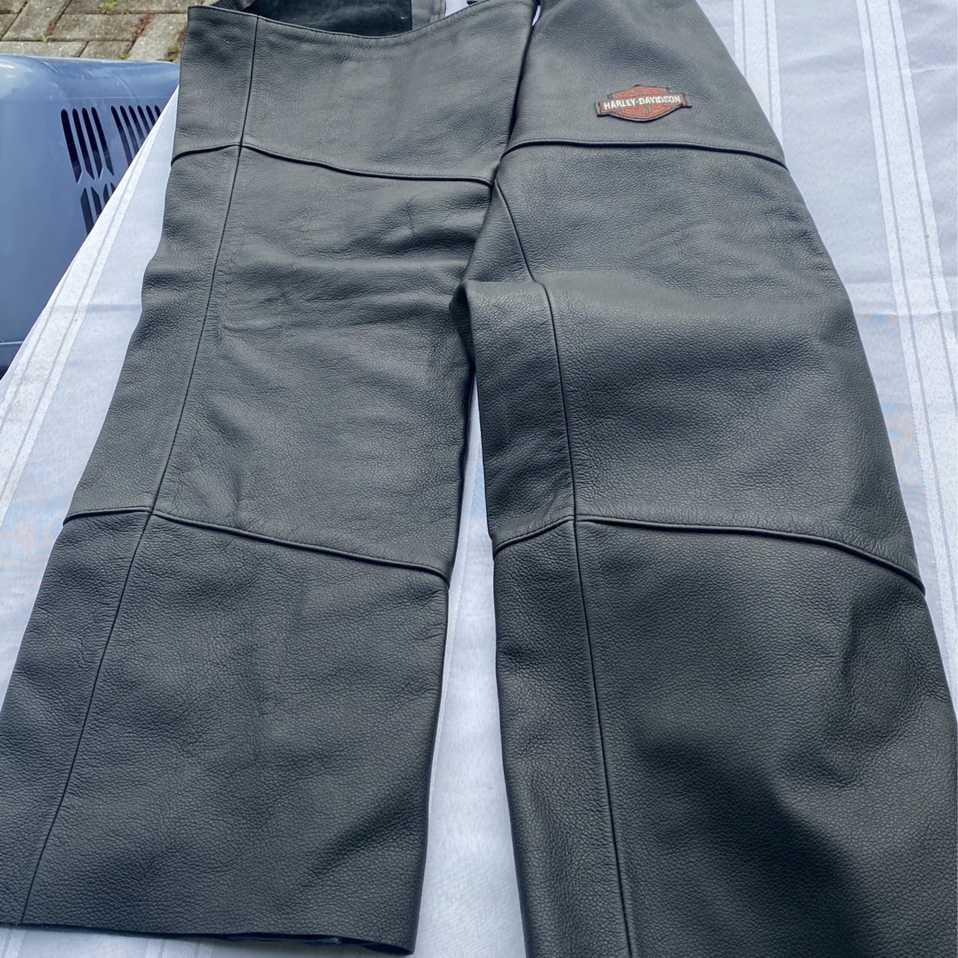 Harley Davidson Chaps Never Been Worn Excellant Condition Size Small Winter Riding Weather Coming Would Make Nice Christmas Present