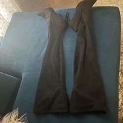 Women High Knees Hill