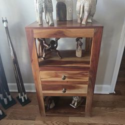 Pier One Imports. Misc Stands, Display Furniture. With Display Pieces.