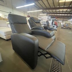Recliner Chair for Living Room Home Theater Seating Single Reclining Sofa Lounge with Padded Seat Backrest (Black)  💥brand new in box💥 🔥$100   Ware