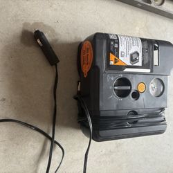 GM Tire Inflating Air Compressor and Sealant Kit