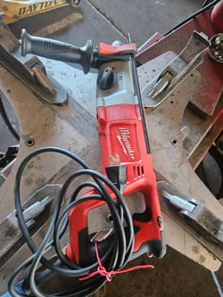 Milwaukee rotary hammer