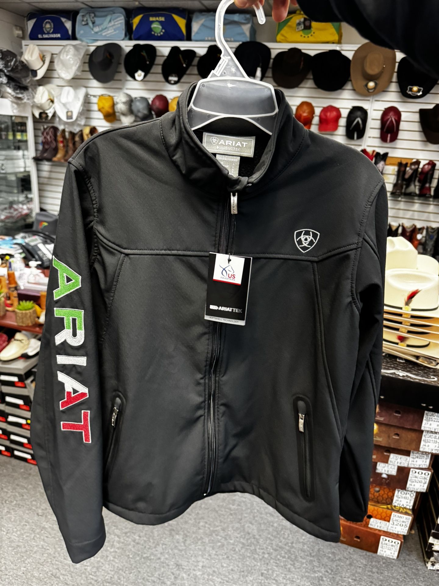 Ariat Mexico Softshell Jacket – New w/ Tags – Men’s Sizes