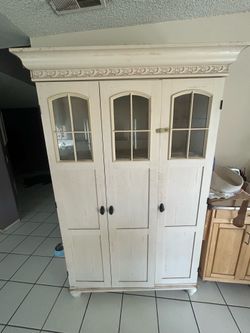 Computer Armoire