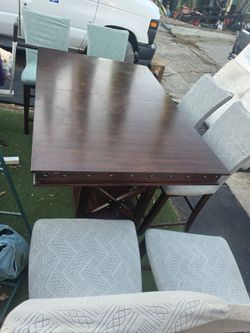 Taller Dining table and chairs