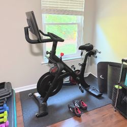 Peloton Bike+