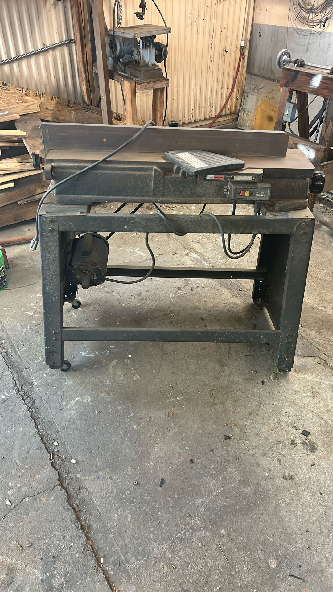 Jointer Plainer With Rolling Stan Heavy Duty