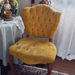Tufted French Chair 