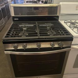 Whirlpool Gas Stove W/ Convertion Oven