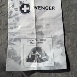 Wenger Tent. 4 Person W/ Rain Canopy Carry Bag