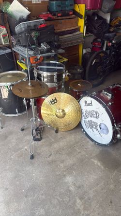 Pearl roadshow drum set!