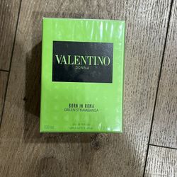 Valentino Green Stravaganza