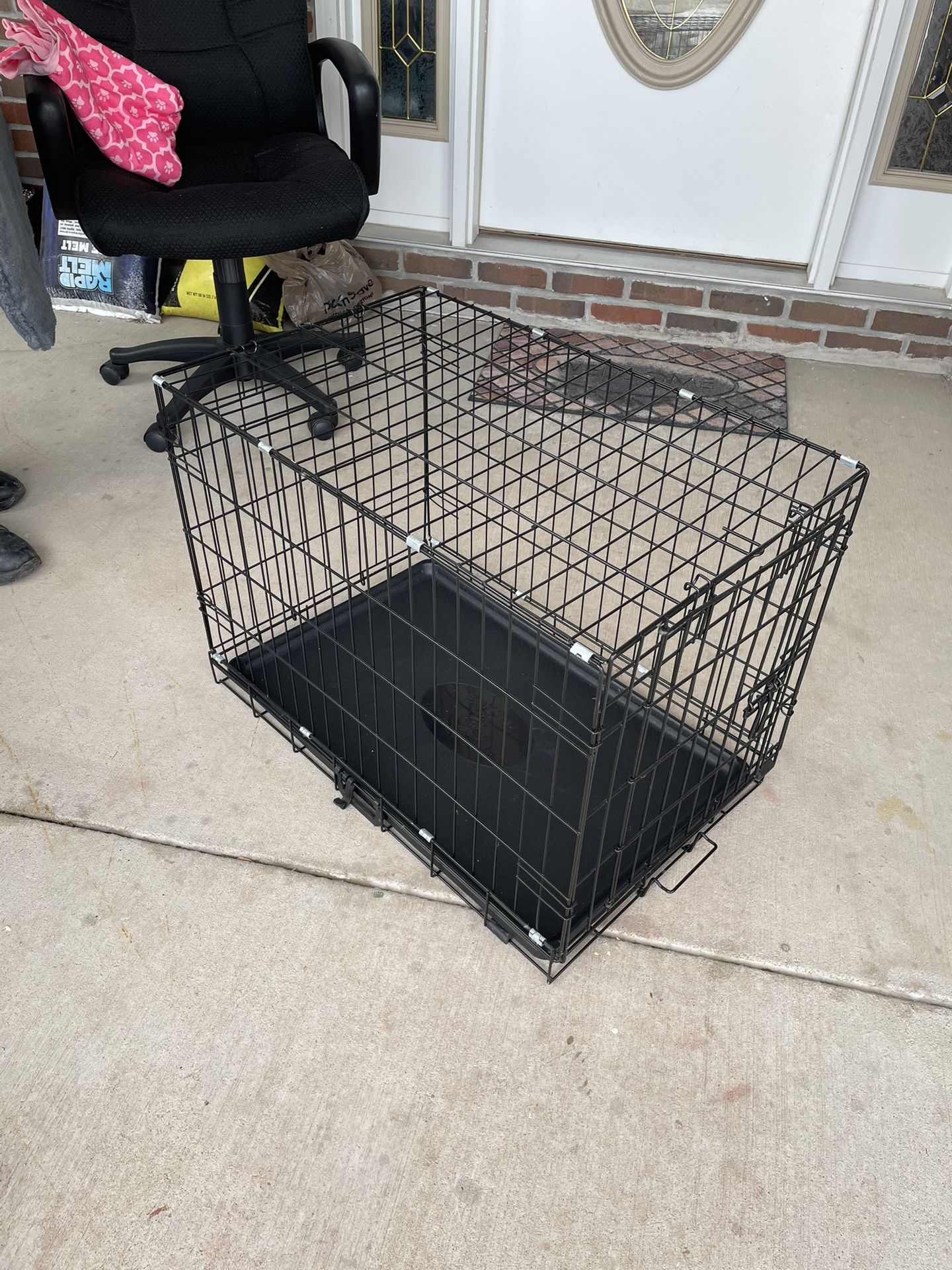 Dog kennel